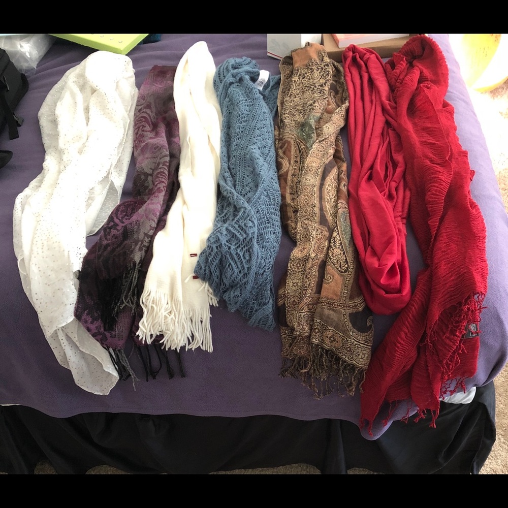 7 scarfs